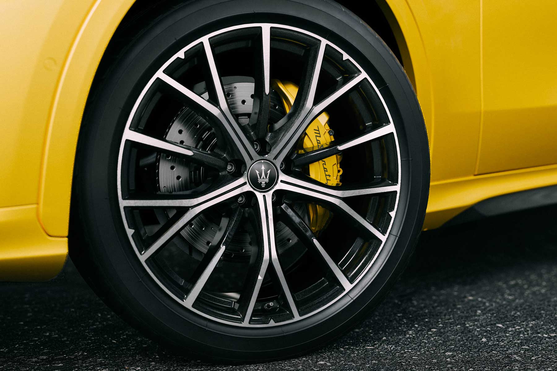 Maserati Grecale Folgore llantas