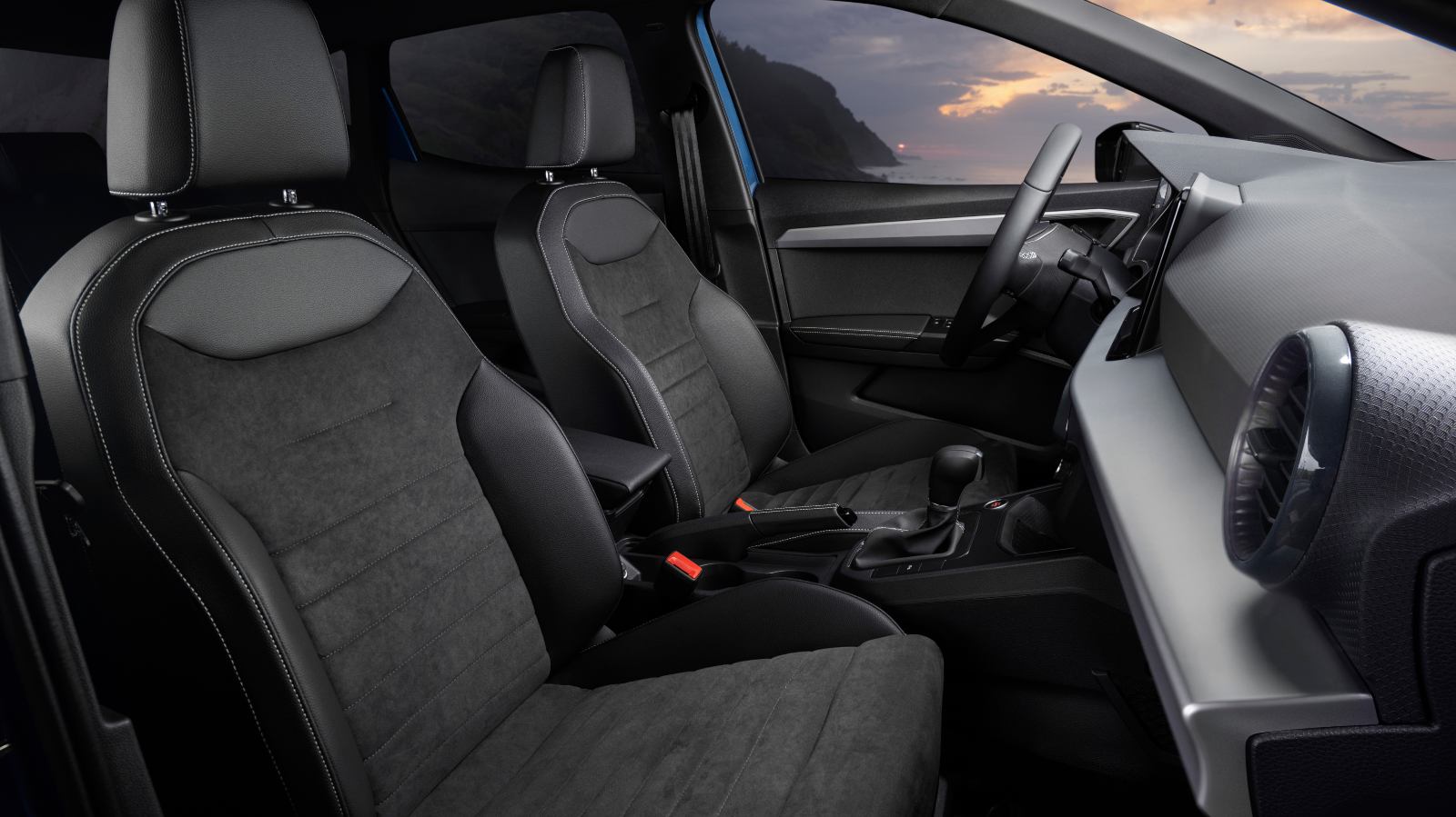 Asientos delanteros SEAT Ibiza 2021 azul zafiro