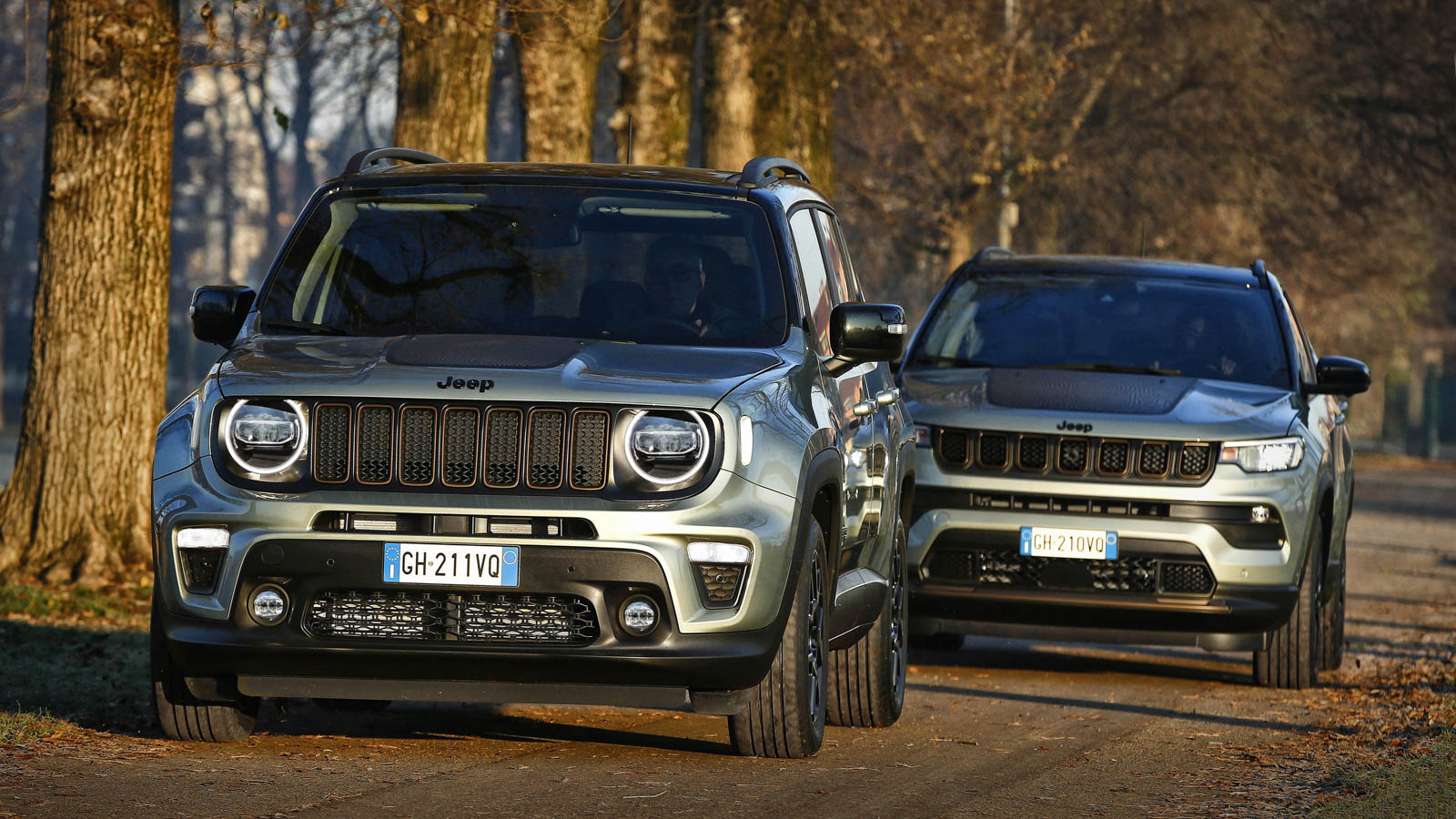 Comparativa Jeep Renegade 4xe VS Compass 4xe Carwow