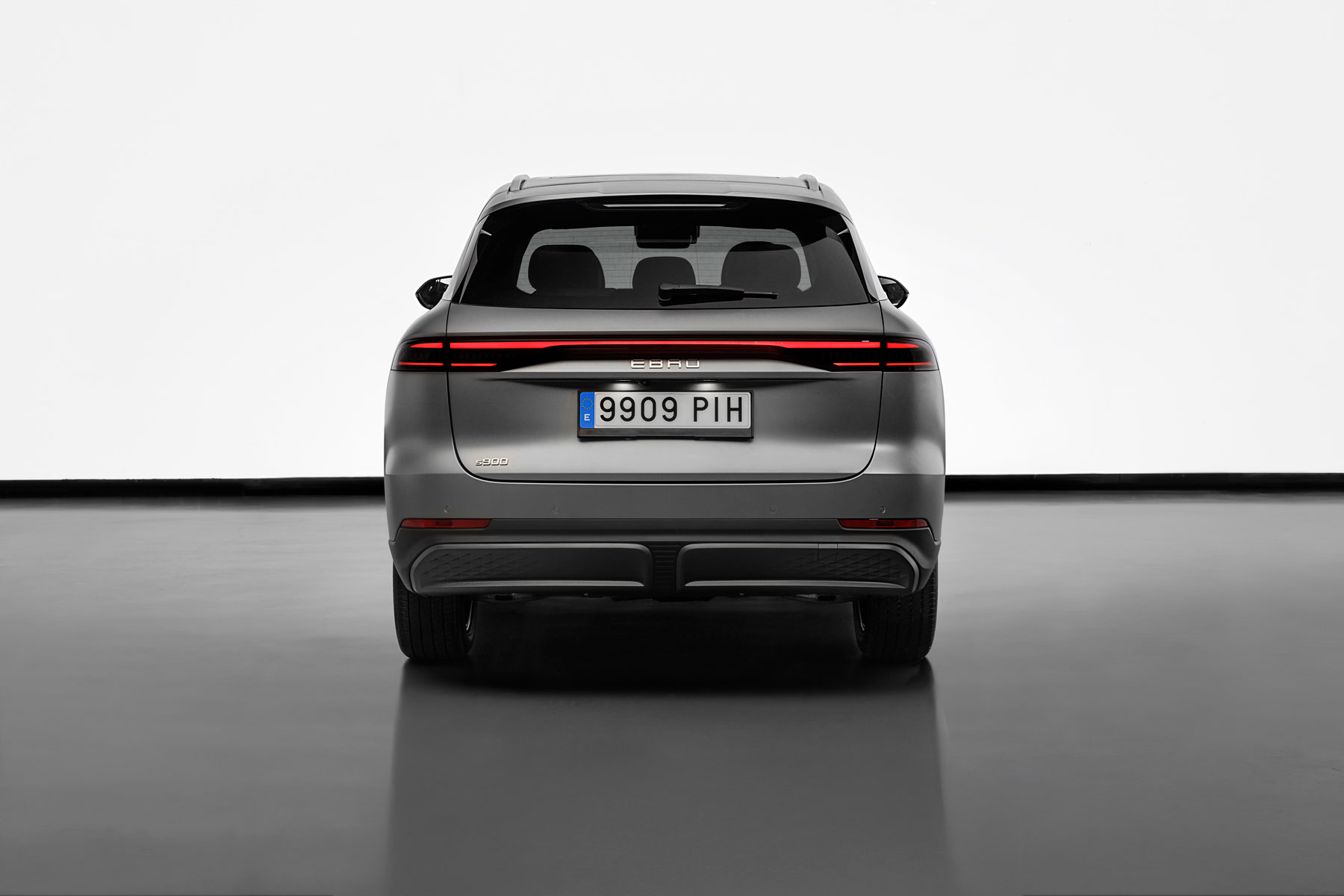 EBRO s900 foto exterior gris