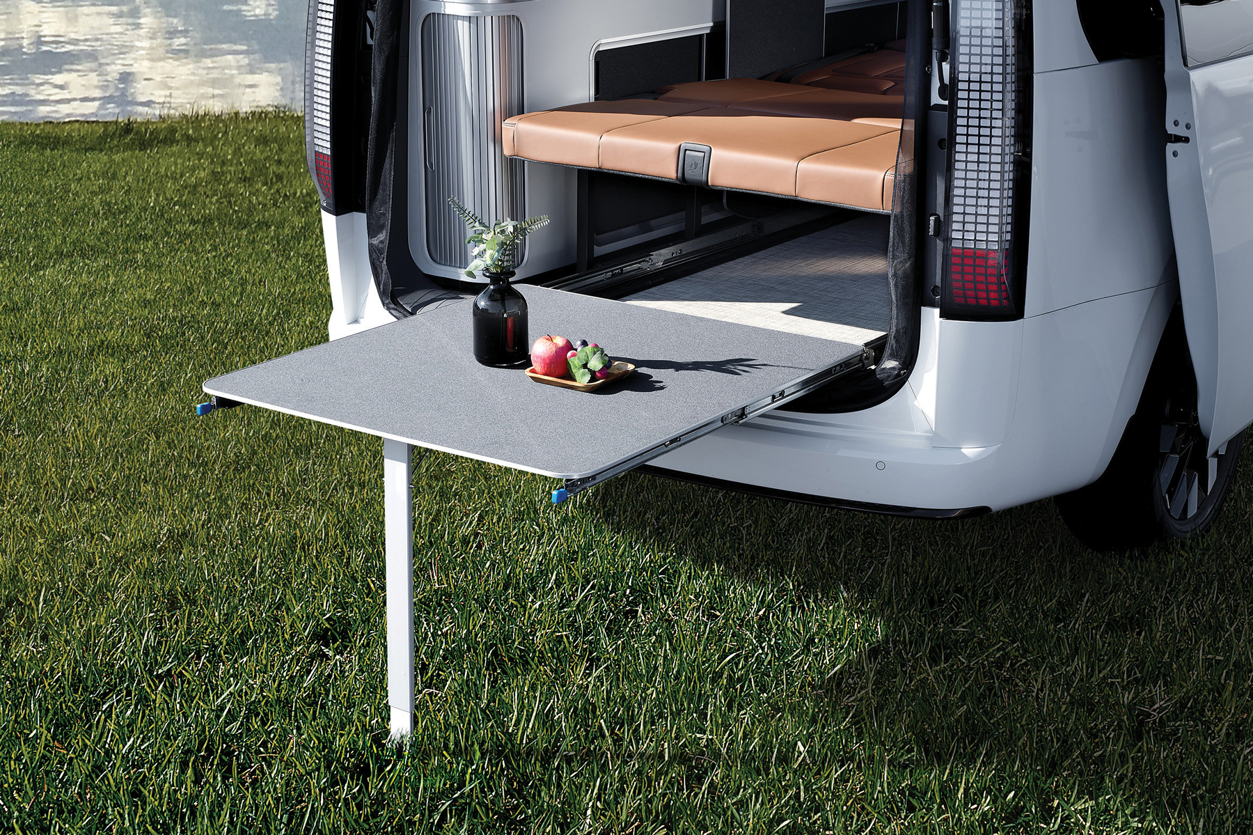 Hyundai Staria Concept Camper