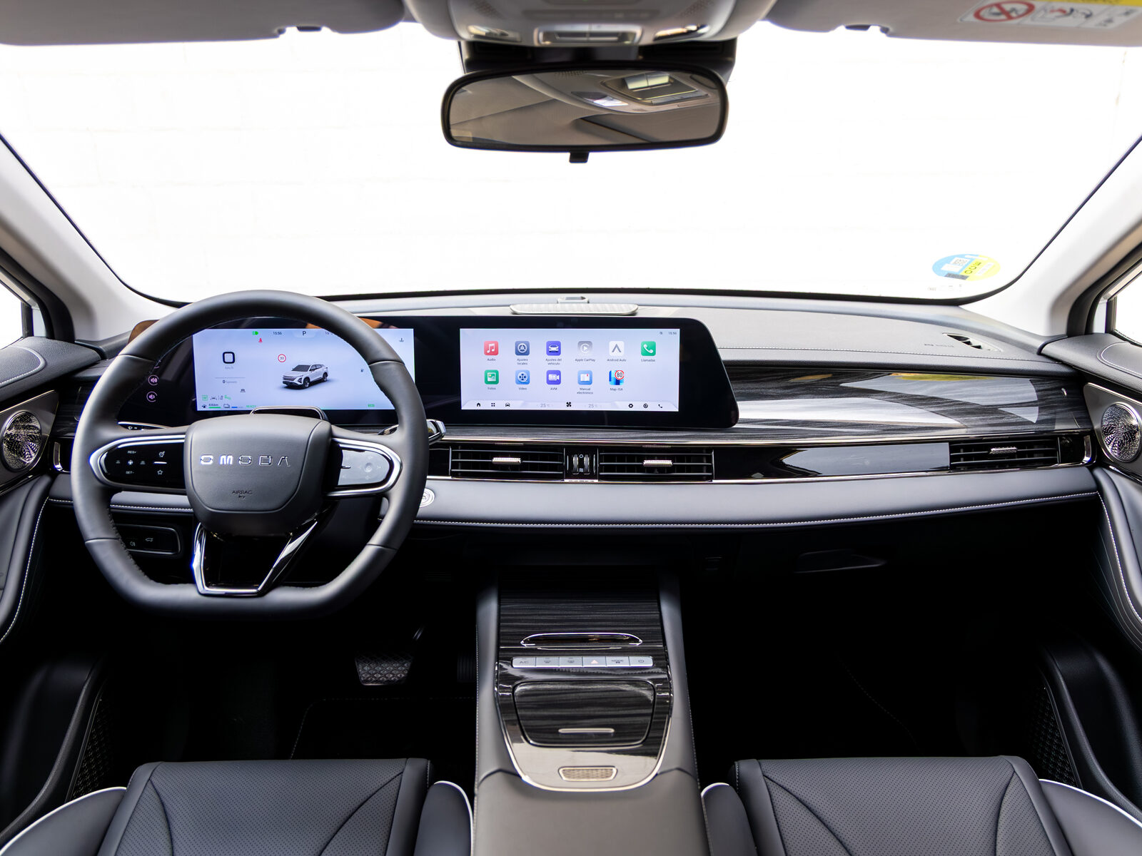 OMODA 5 Híbrido interior