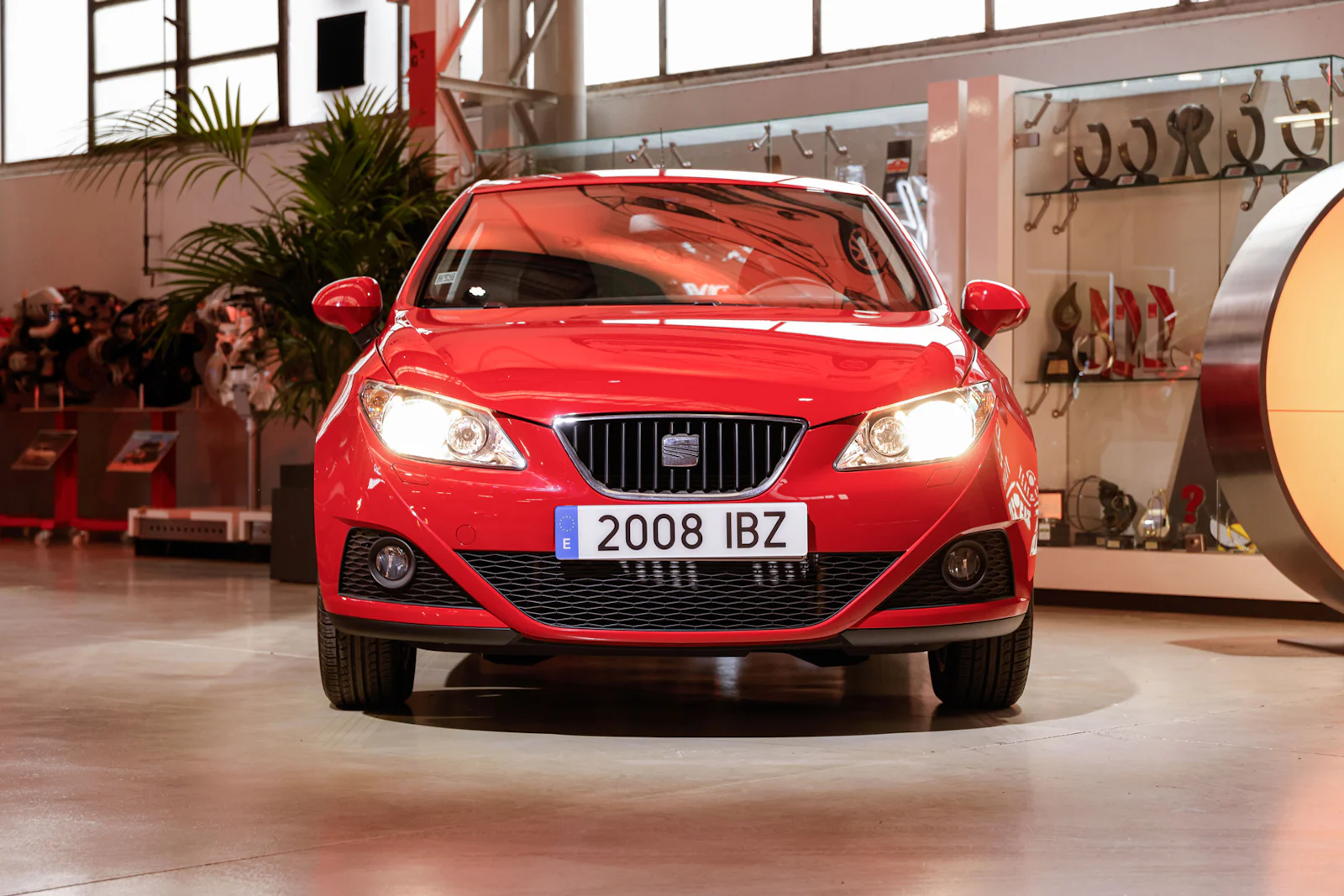 SEAT Ibiza MK 4 exterior