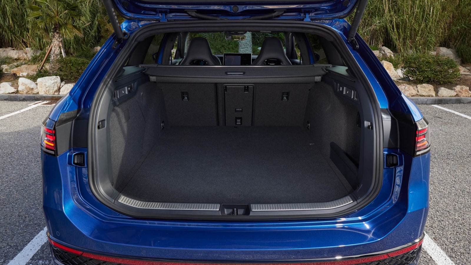 Volkswagen Passat Variant interior