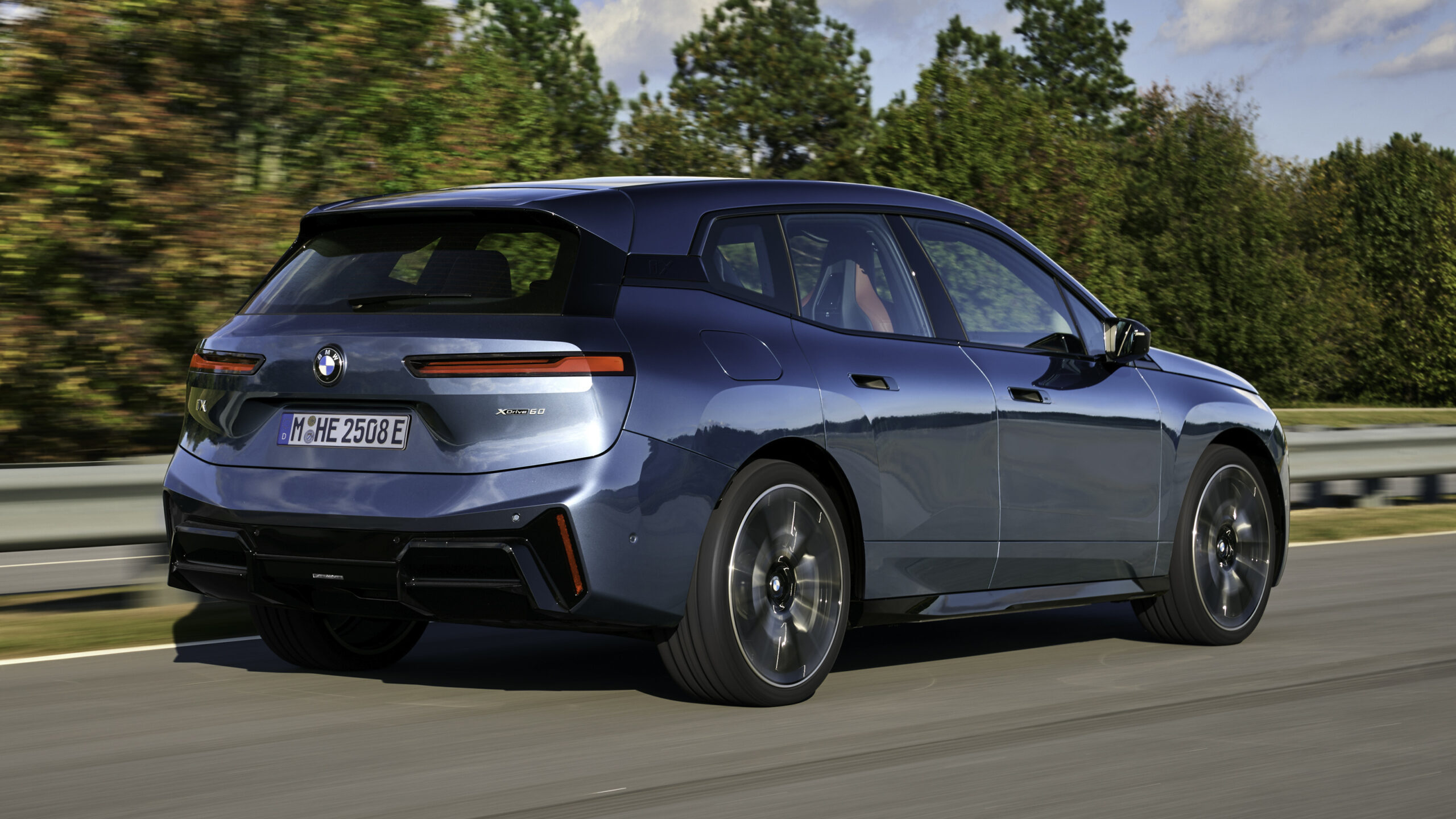 BMW IX 2025