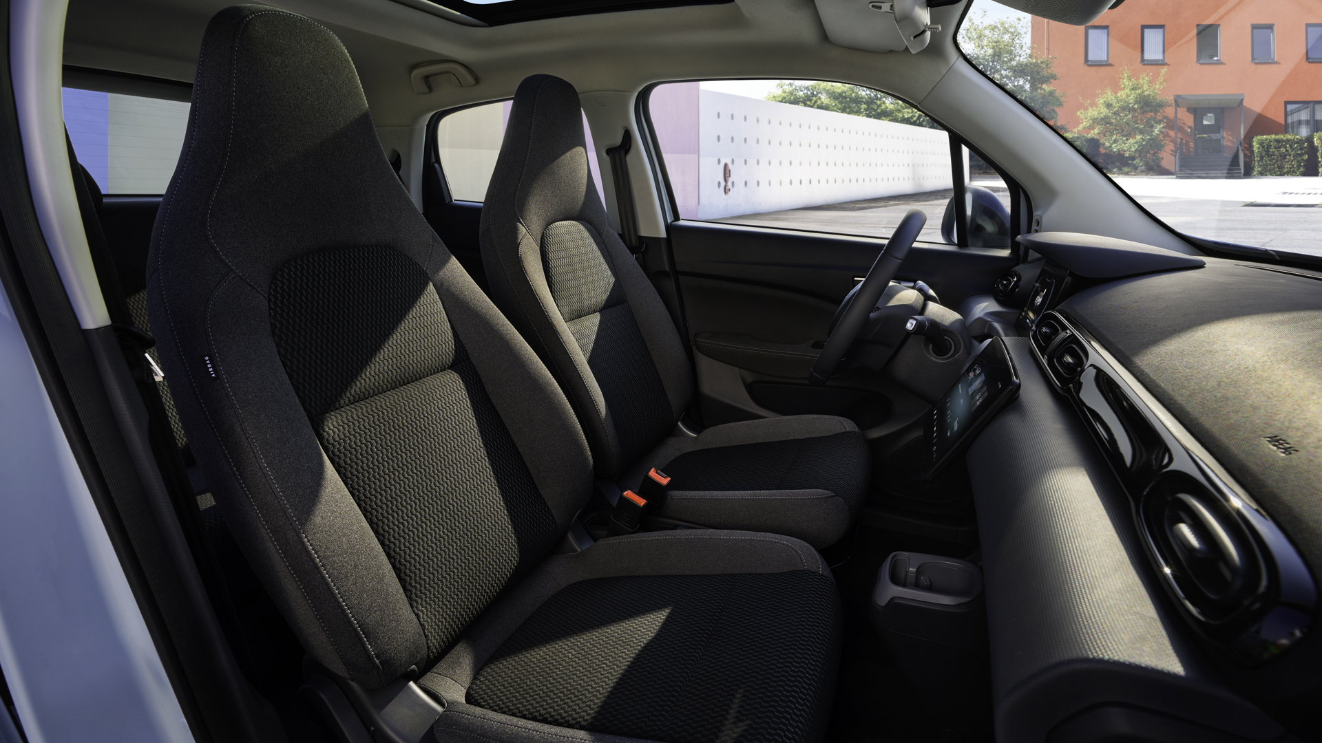 Comparativa Leapmotor T03 vs BYD Dolphin Surf