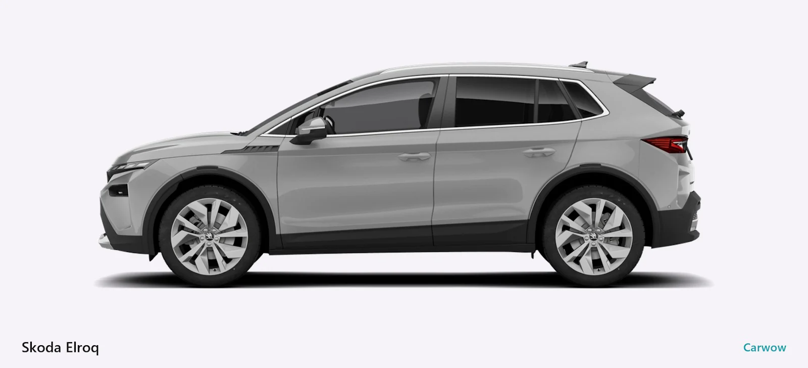 Skoda Elroq visto de perfil sobre fondo claro