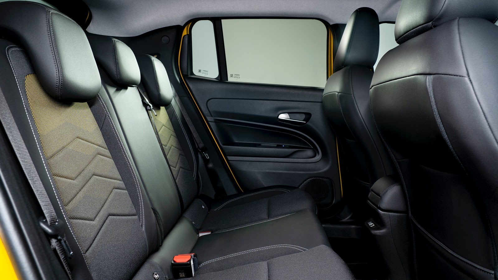 Comparativa Jeep Avenger vs Peugeot 2008