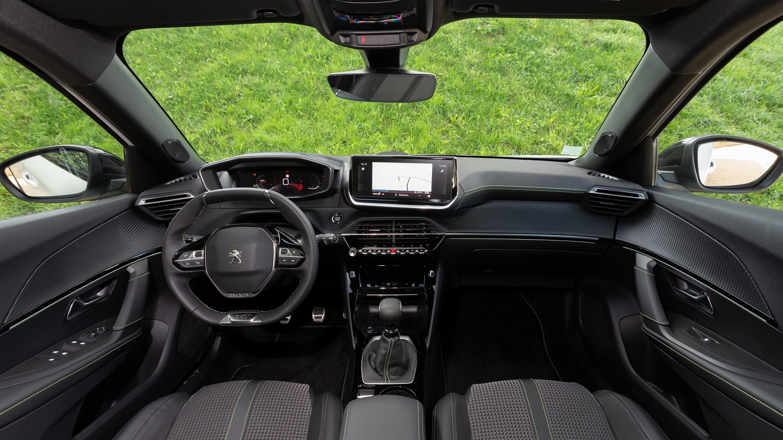 Comparativa Jeep Avenger vs Peugeot 2008